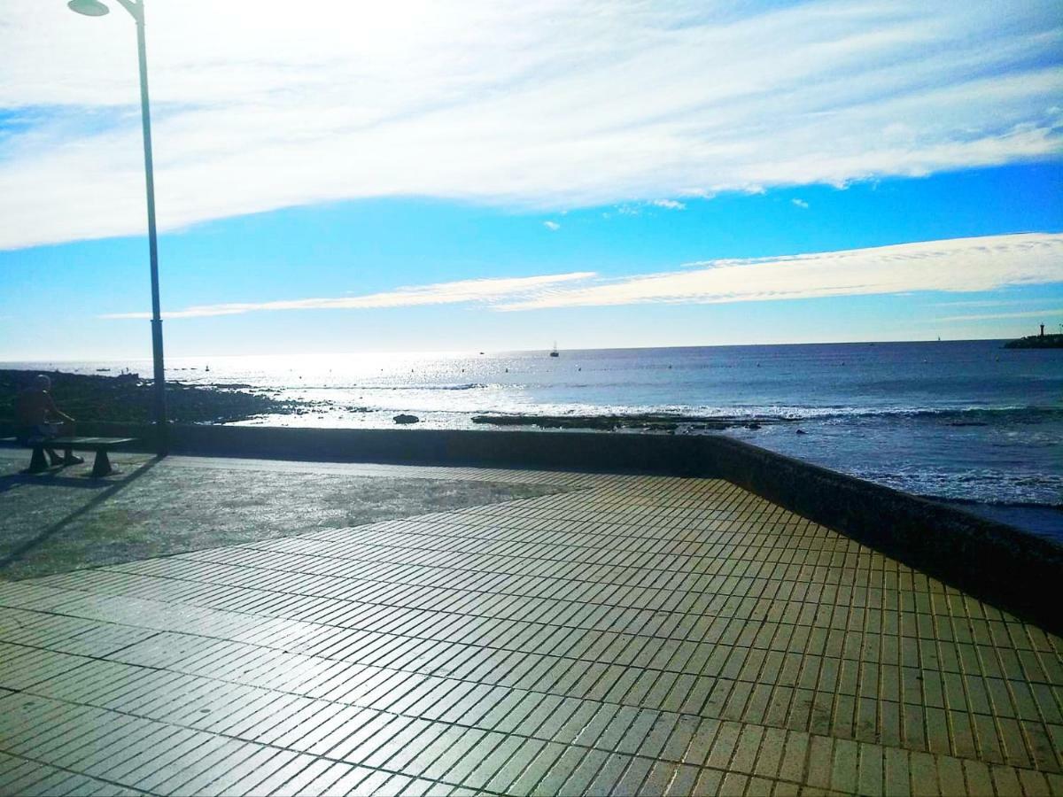 2 Bedrooms Sea View Apartament 100 Meters From Ocean Лос Кристианос Екстериор снимка